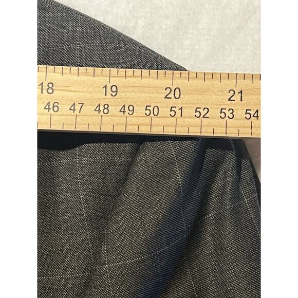 Jos A Bank Mens 44R 36x29 Gray Windowpane Plaid 2 Piece Suit Set - Picture 8 of 16